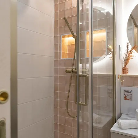 Appartement Elegant Between Train Station And Center