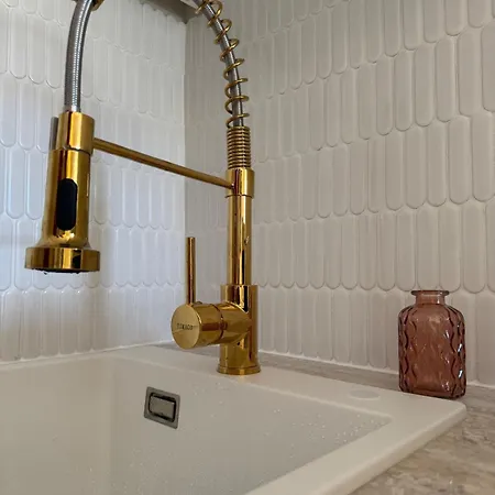 Elegant Between Train Station And Center إيكس ليه با