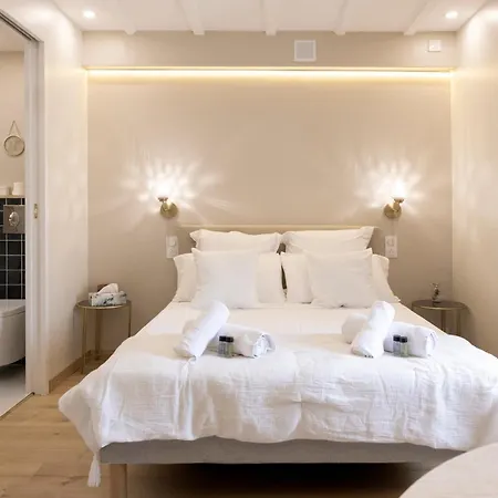 Elegant Between Train Station And Center Apartman Aix-les-Bains