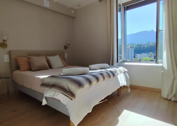 Apartman Elegant Between Train Station And Center *